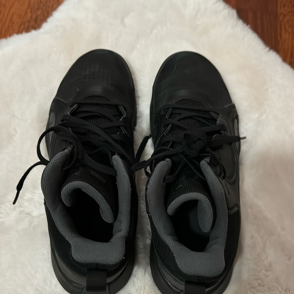 Nike Basketball Shoes Gem